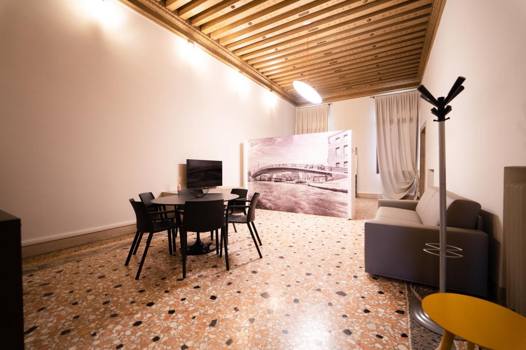 Elegance Calatrava Apartment Veneţia Exterior foto
